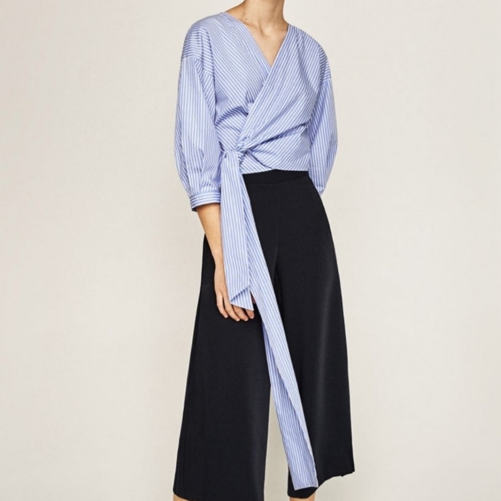 Wrap-Front Top - Picture 4 of 10